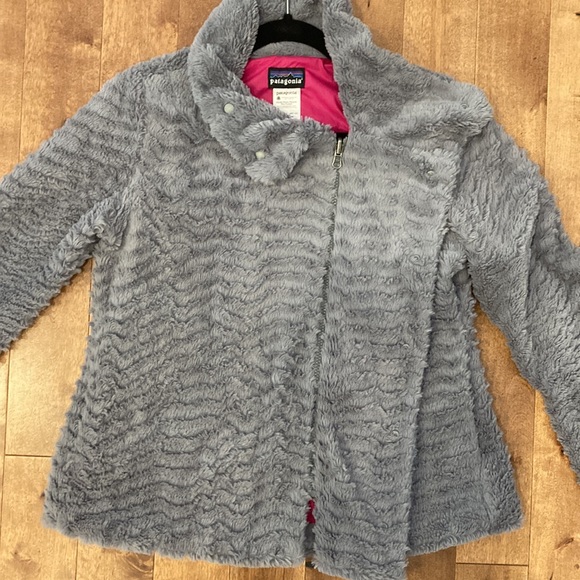 Patagonia Pelage Jacket Faux Fur Gray; Size Small - Picture 6 of 11